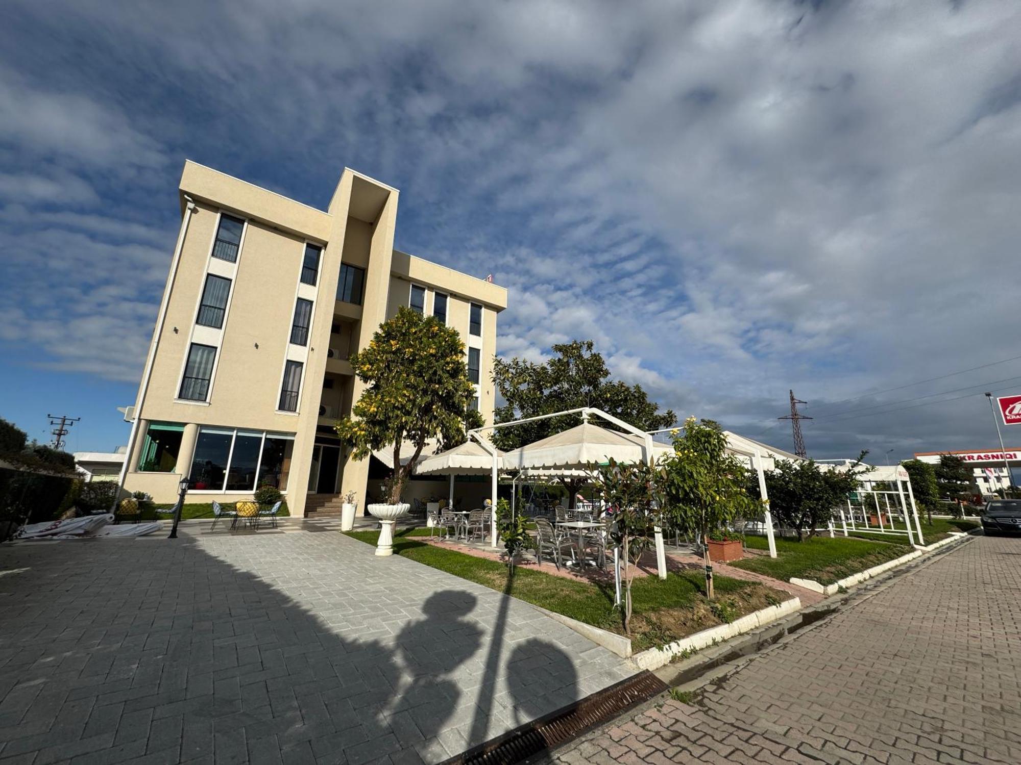 Hotel Delta 3*