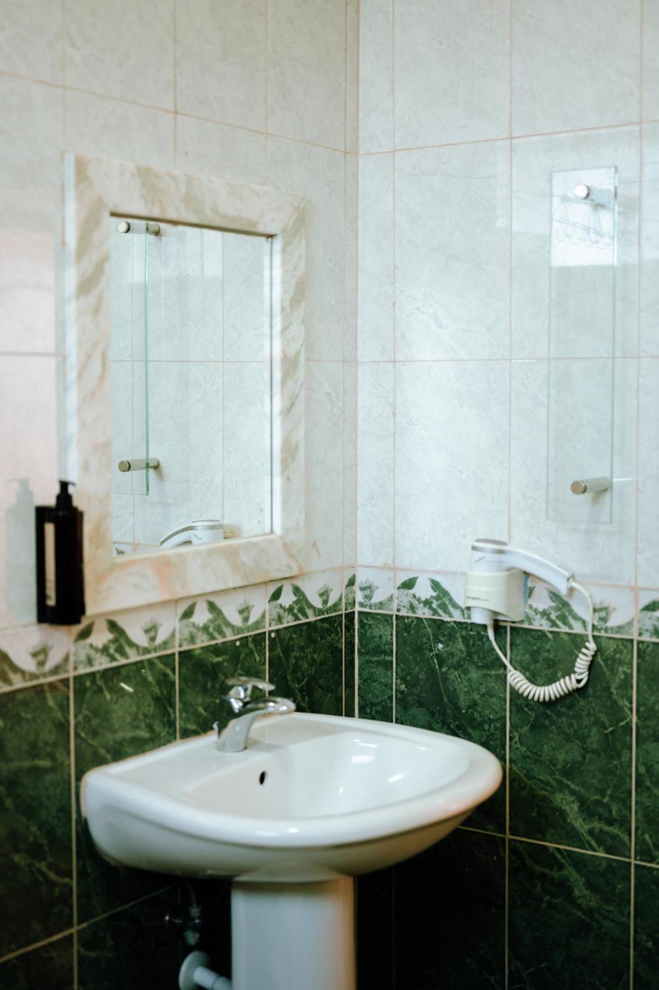 Hotel Delta Jube